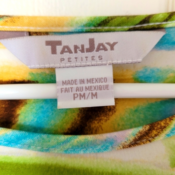 Tropical Patterned TanJan Top - Picture 3 of 3